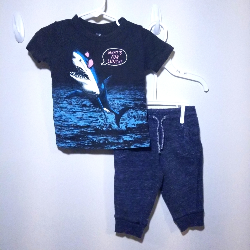 9-12month OshKosh short sleeve tee